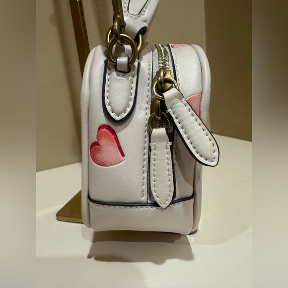 Coach Limited Edition Lunchbox Top Handle With Heart Print EUC - Picture 7 of 16